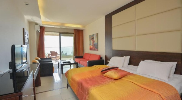 Hollywood Inn Hotel image 9